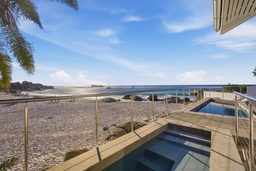 3 Bedroom Property for Sale in Clifton Western Cape